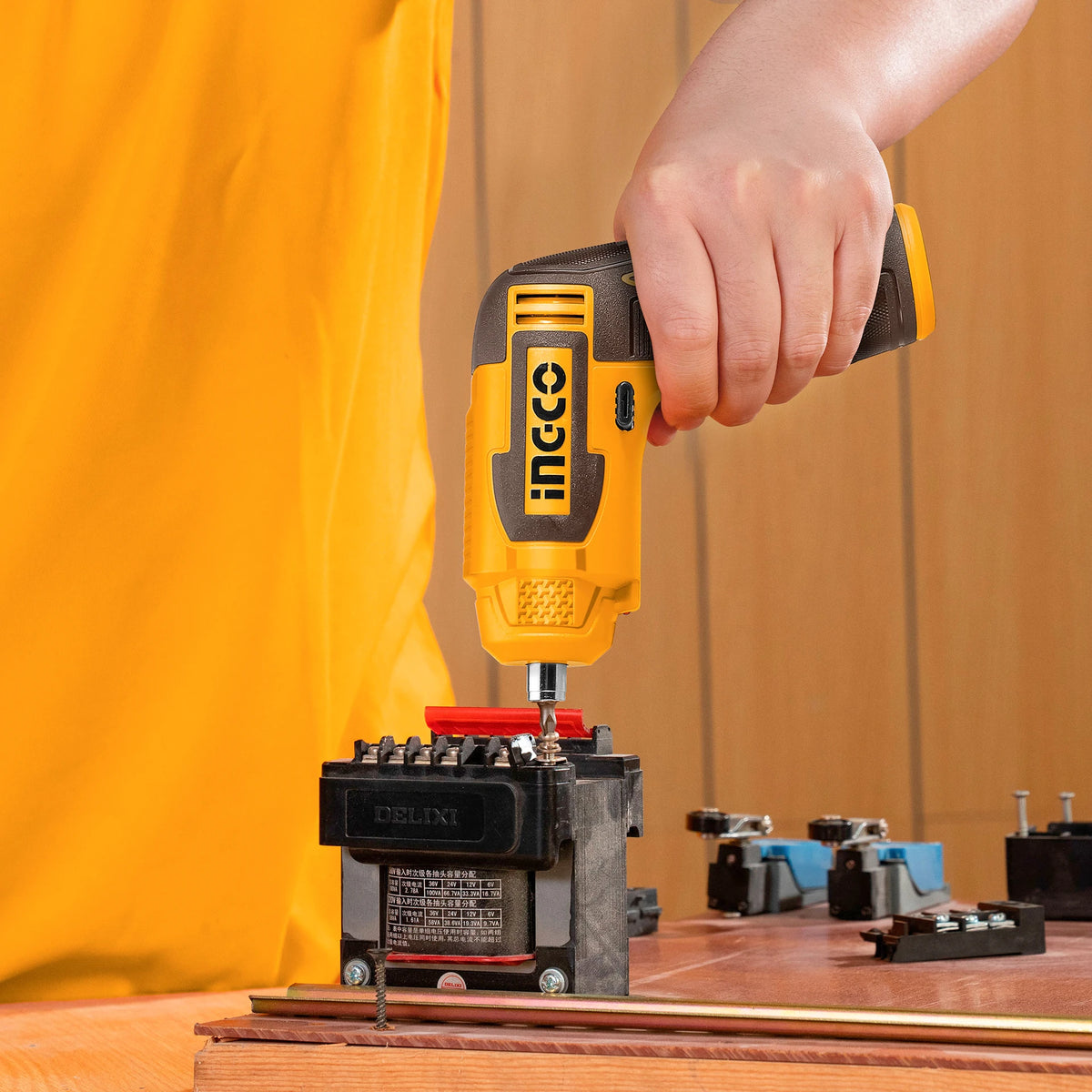 INGCO CSDLI0442 Cordless Screwdriver