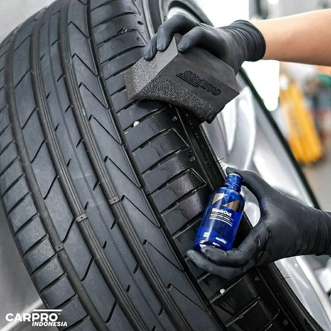 CarPro Cquartz BlackOut Tire & Rubber Coating, 50ml - Planet Car Care